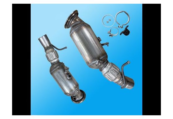 BMW F10 535 640 触媒　キャタライザー　ハニカム　7616268 BMW F10 535 640 触媒キャタライザーハニカム7616268